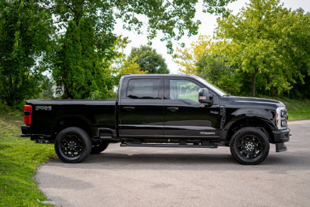 New 2026 Ford F-250SD XLT Truck Crew Cab