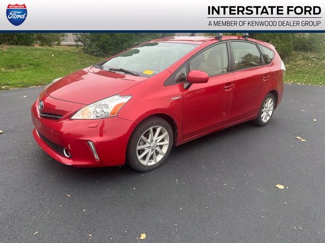  Toyota Prius v