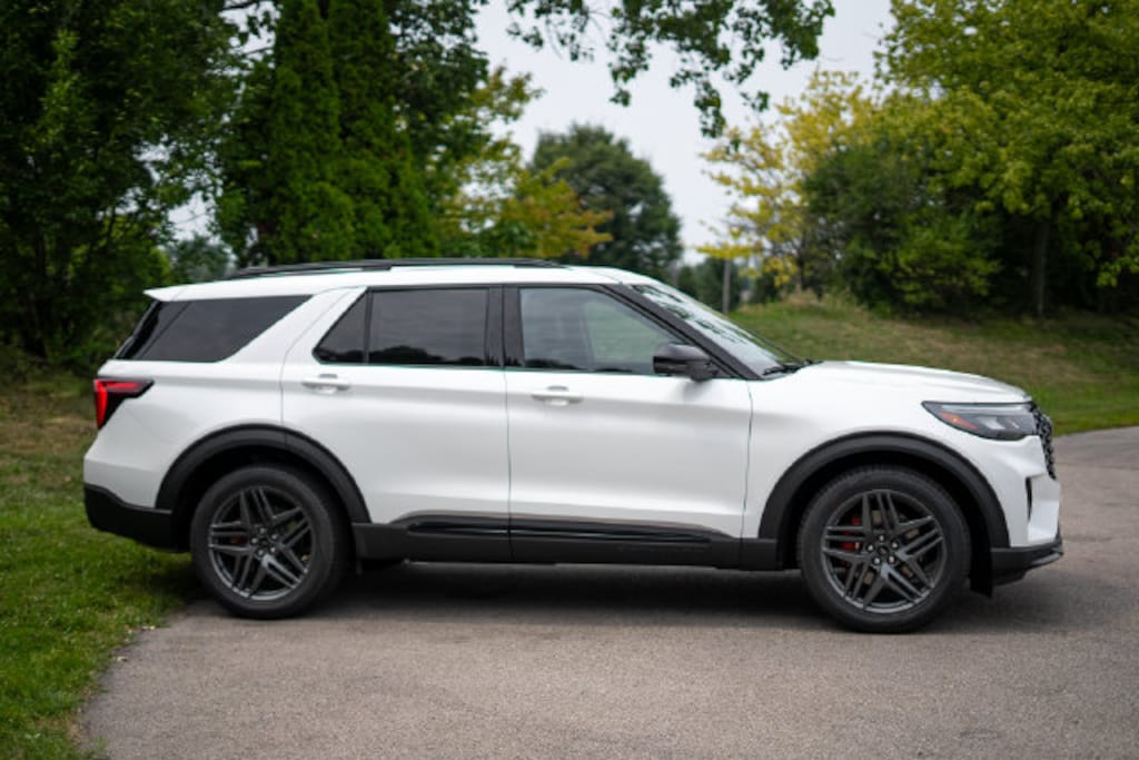 New 2026 Ford Explorer ST SUV