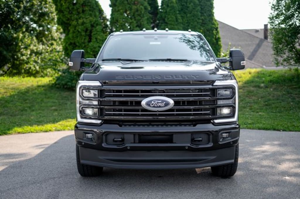 New 2026 Ford F-250SD Platinum Truck Crew Cab