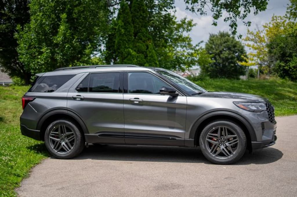 New 2026 Ford Explorer ST SUV