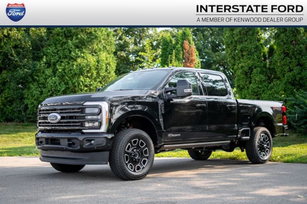New 2026 Ford F-250SD Platinum Truck Crew Cab