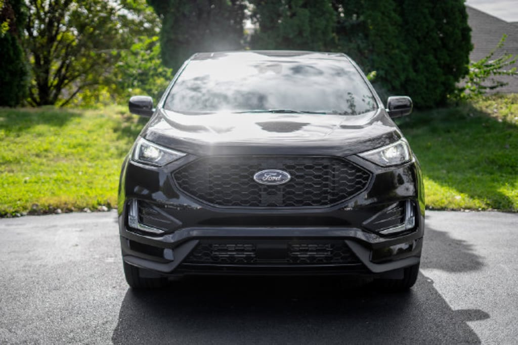 Used 2024 Ford Edge SUV