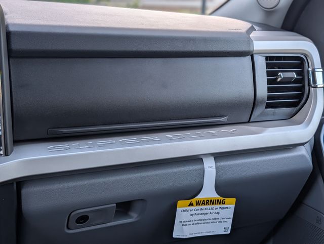 2026 Ford F-250 Super Duty XLT - Photo 14