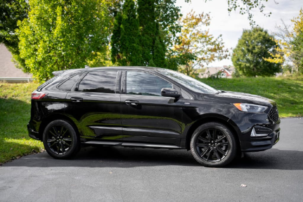 Used 2024 Ford Edge SUV