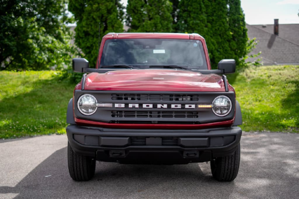 New 2026 Ford Bronco Base SUV