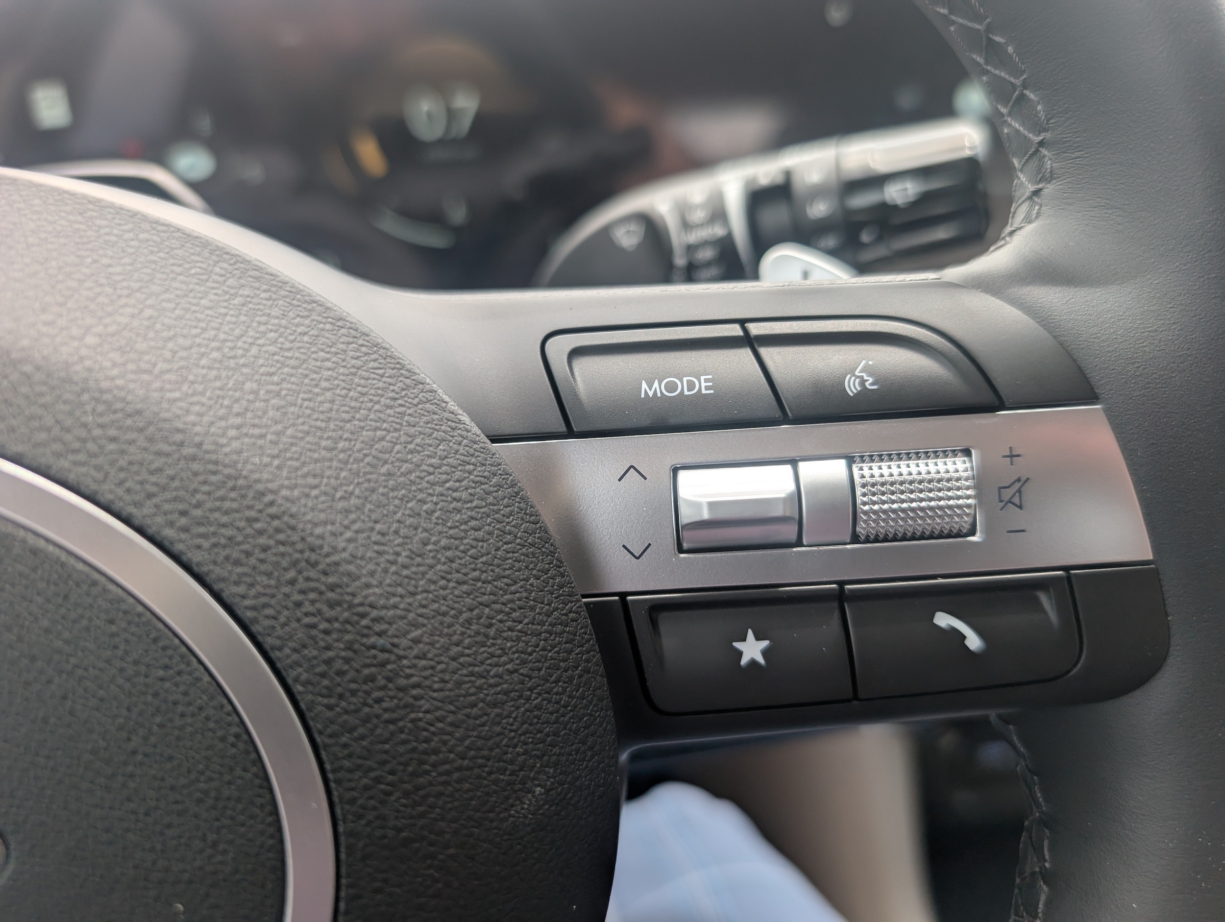 2026 Hyundai Tucson Limited - Photo 21