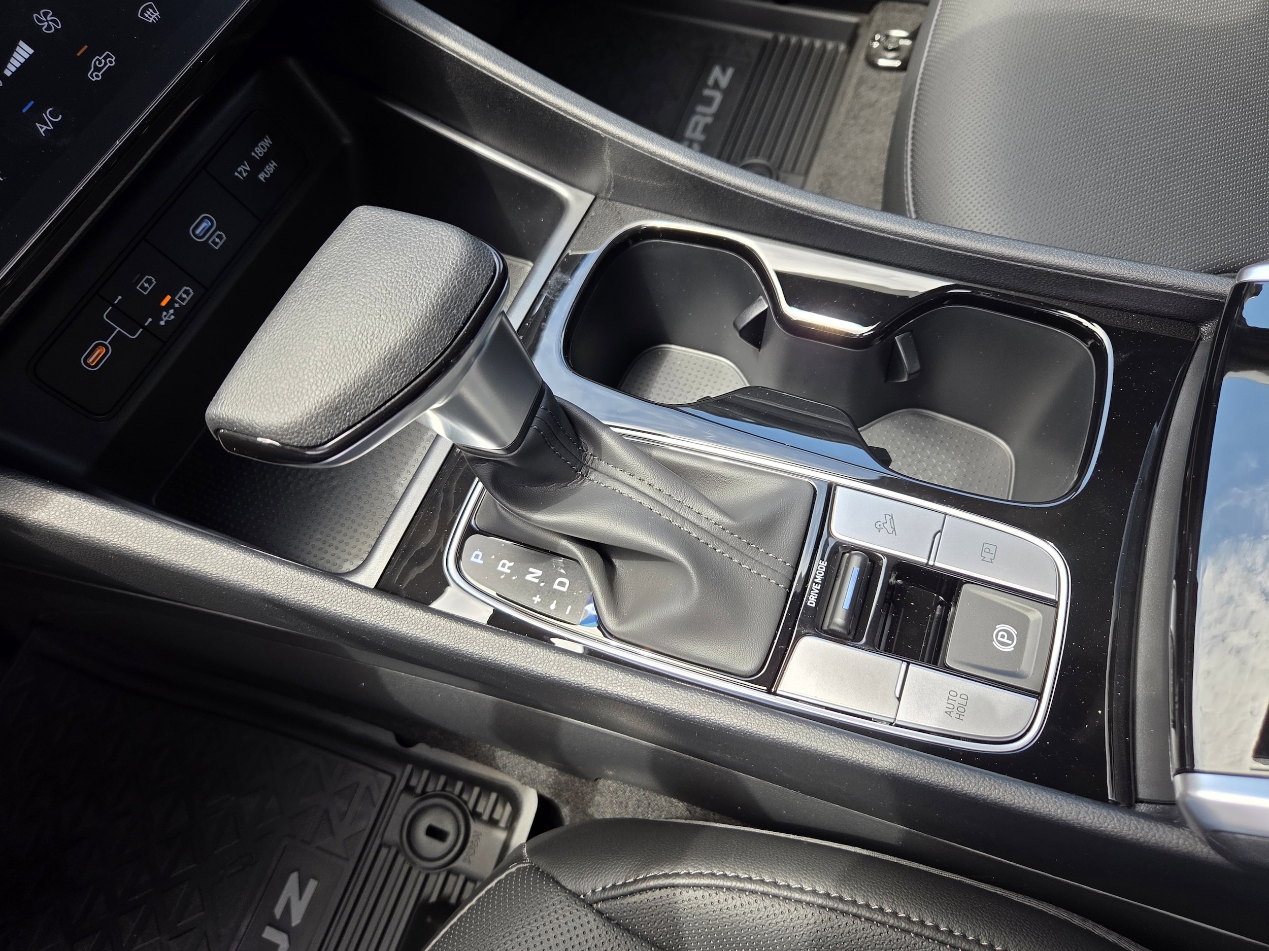2026 Hyundai Santa Cruz SEL - Photo 18