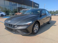 2026 Hyundai Elantra SE Car