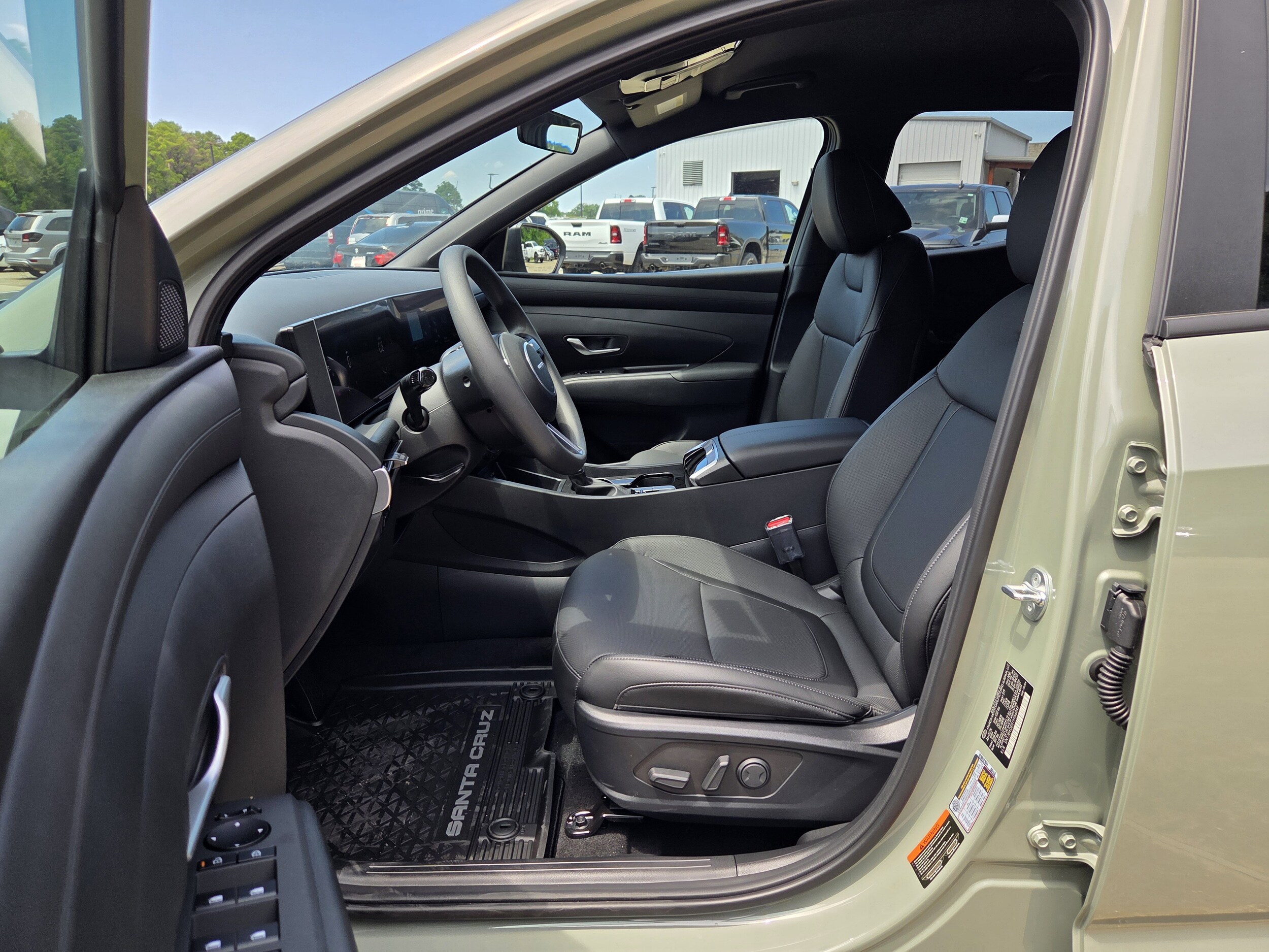 2026 Hyundai Santa Cruz SEL - Photo 13