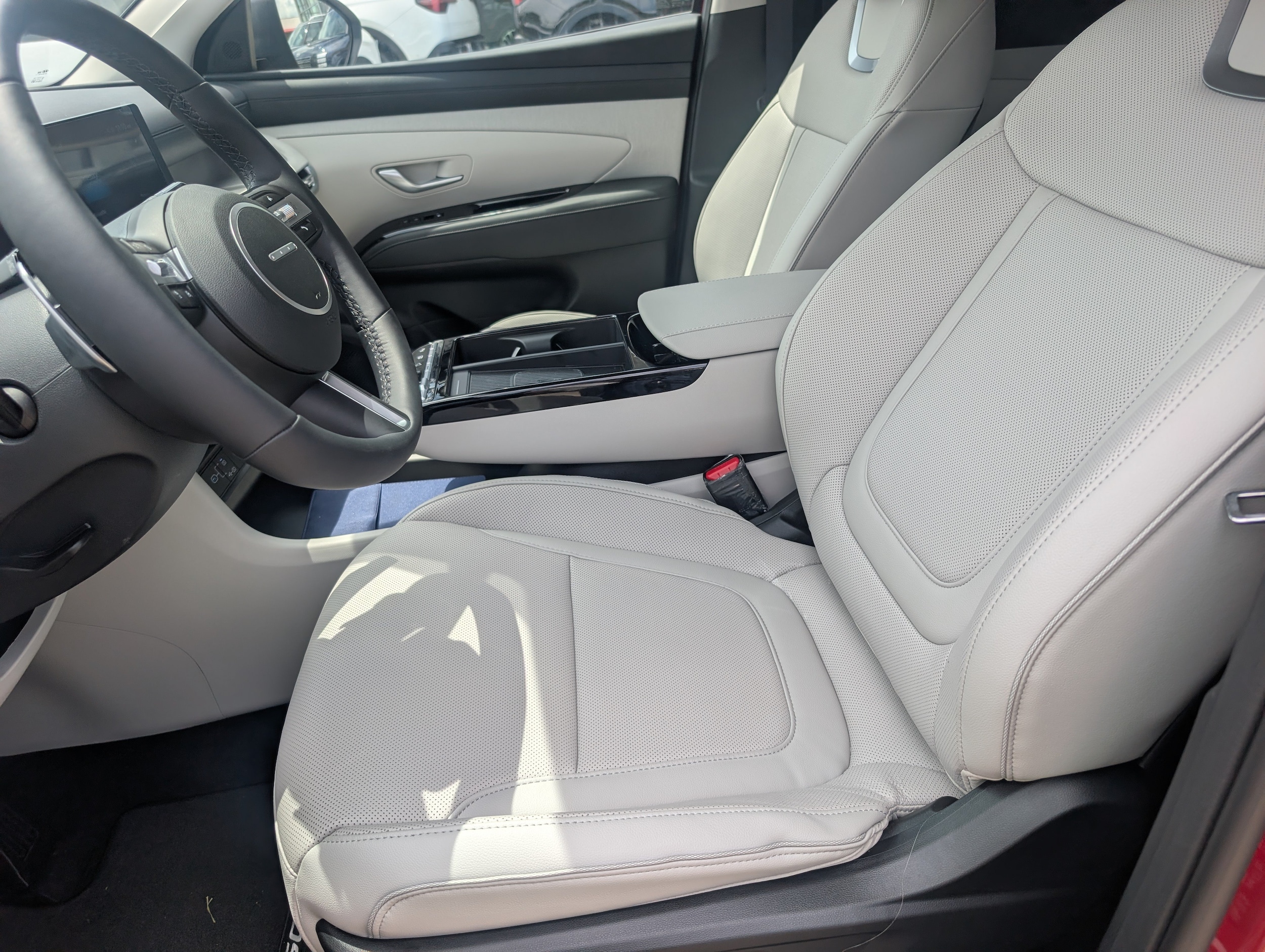 2026 Hyundai Tucson Limited - Photo 17