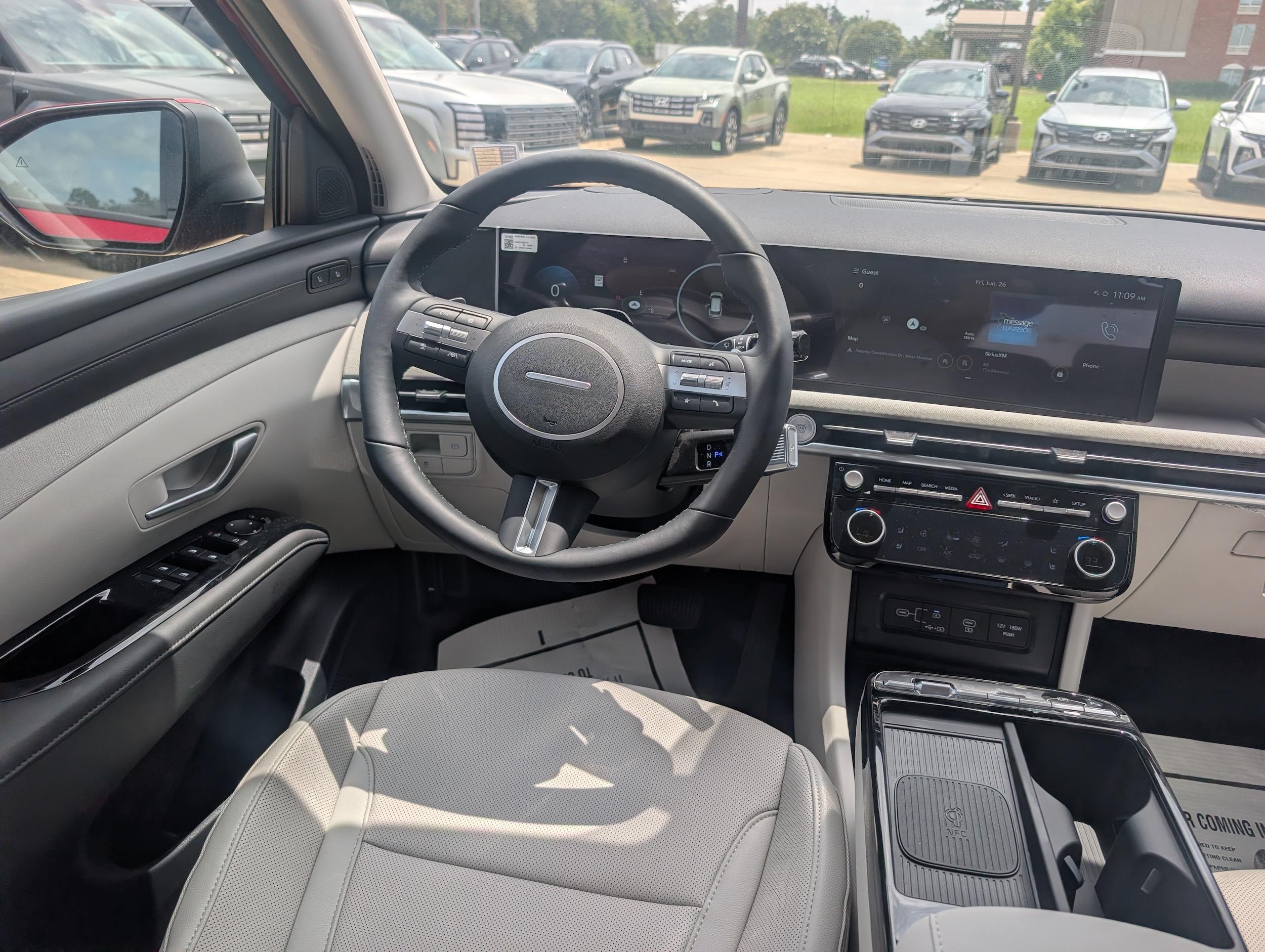 2026 Hyundai Tucson Limited - Photo 12