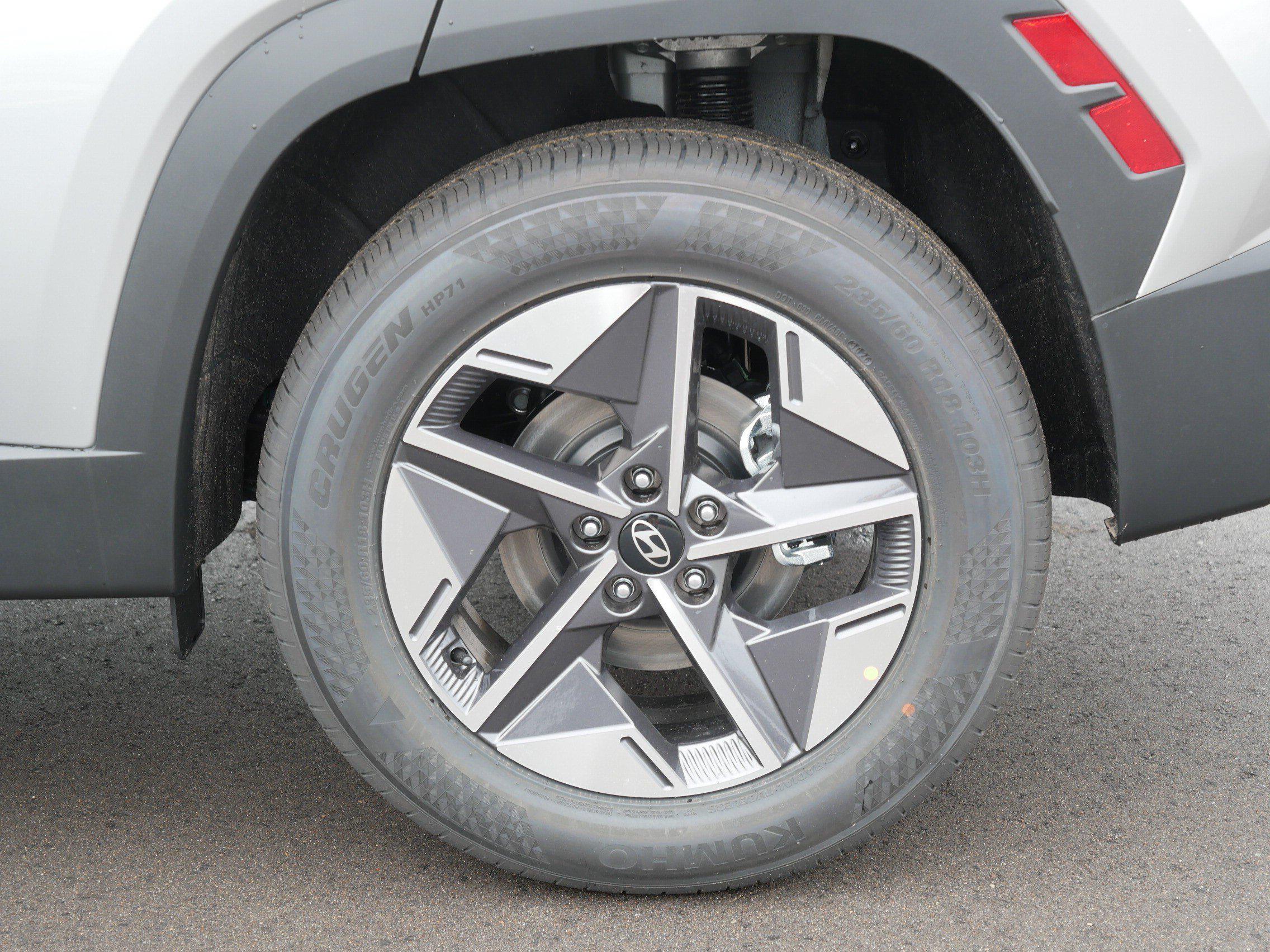 New 2026 Hyundai Tucson SEL Premium SUV