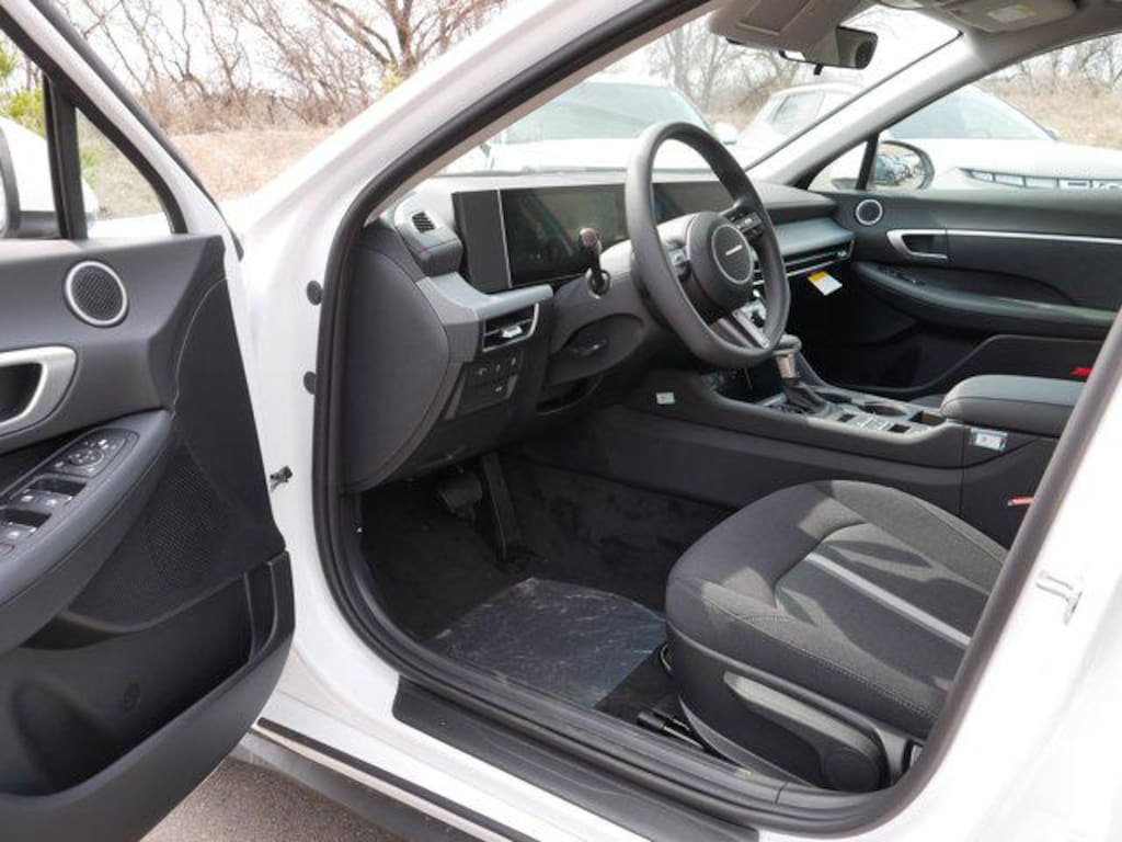 New 2026 Hyundai Sonata SE Sedan