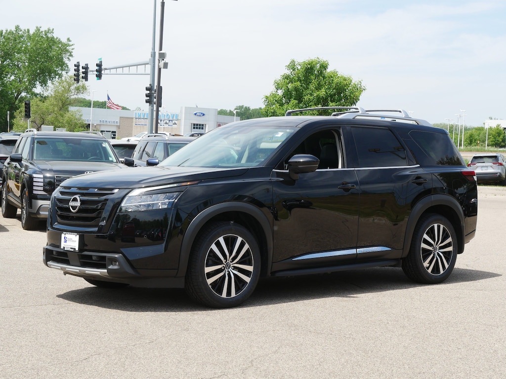 Used 2023 Nissan Pathfinder Platinum SUV