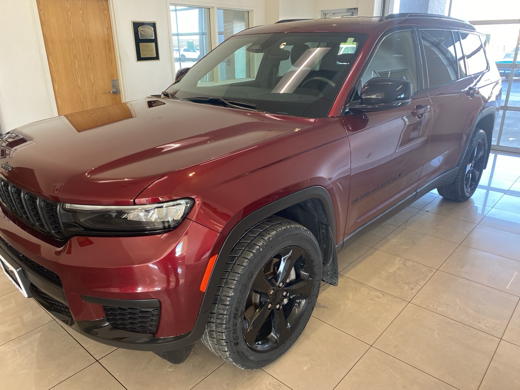 2022 Jeep Grand Cherokee L Altitude