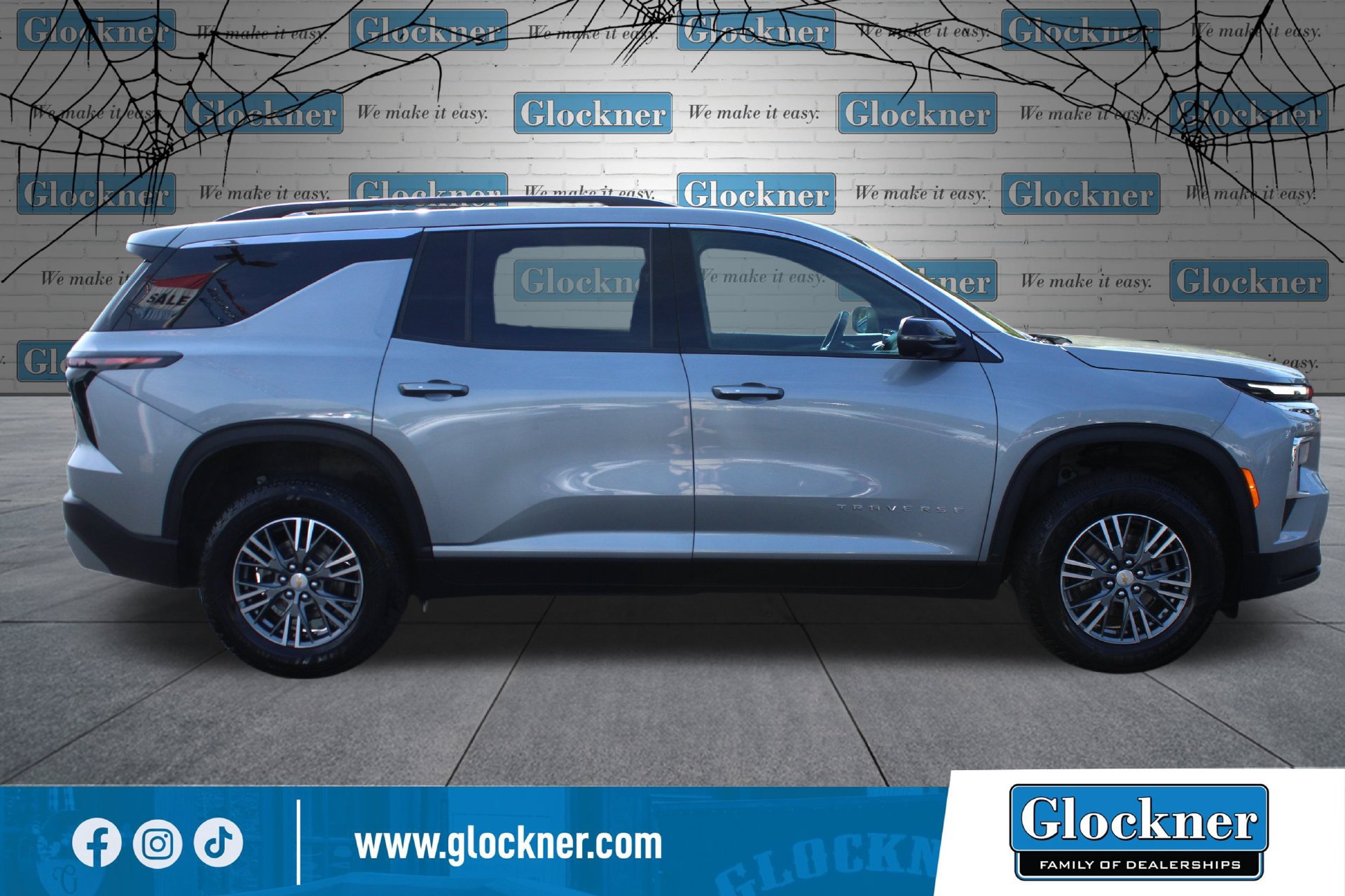 Used 2024 Chevrolet Traverse LT SUV