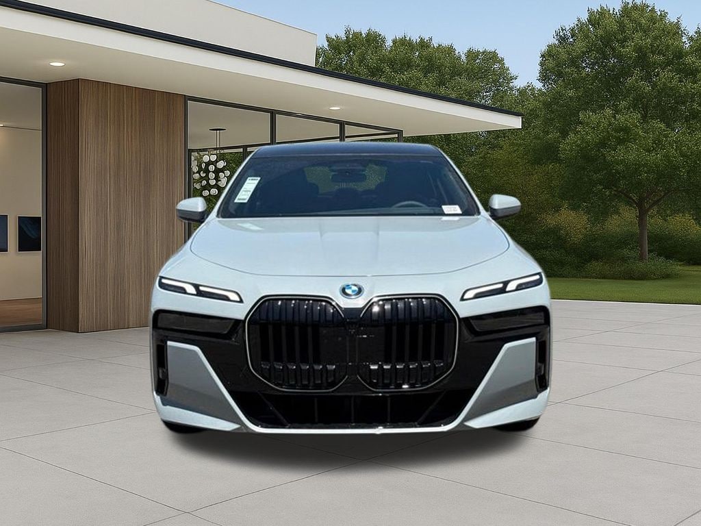 New 2026 BMW 750e xDrive Sedan