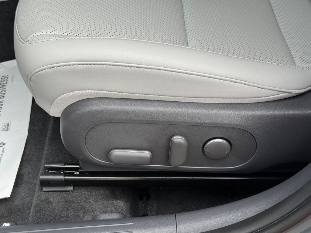 2026 Hyundai Kona SEL Premium - Photo 17