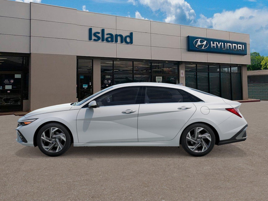 New 2026 Hyundai Elantra Limited Sedan
