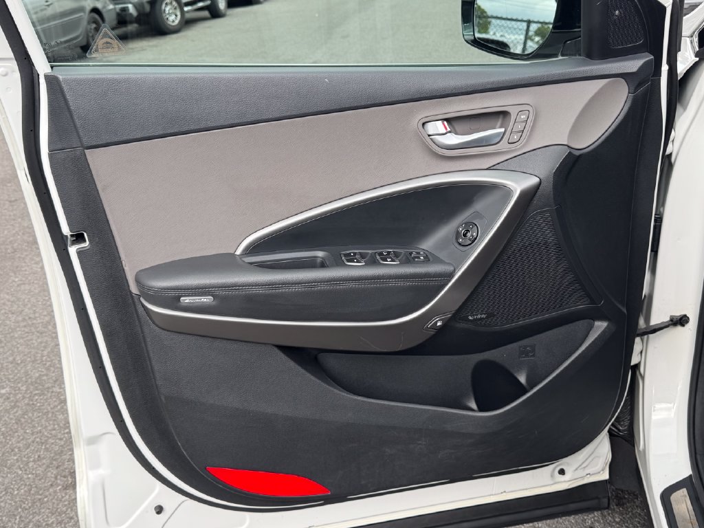 2018 Hyundai Santa Fe SE Ultimate - Photo 14