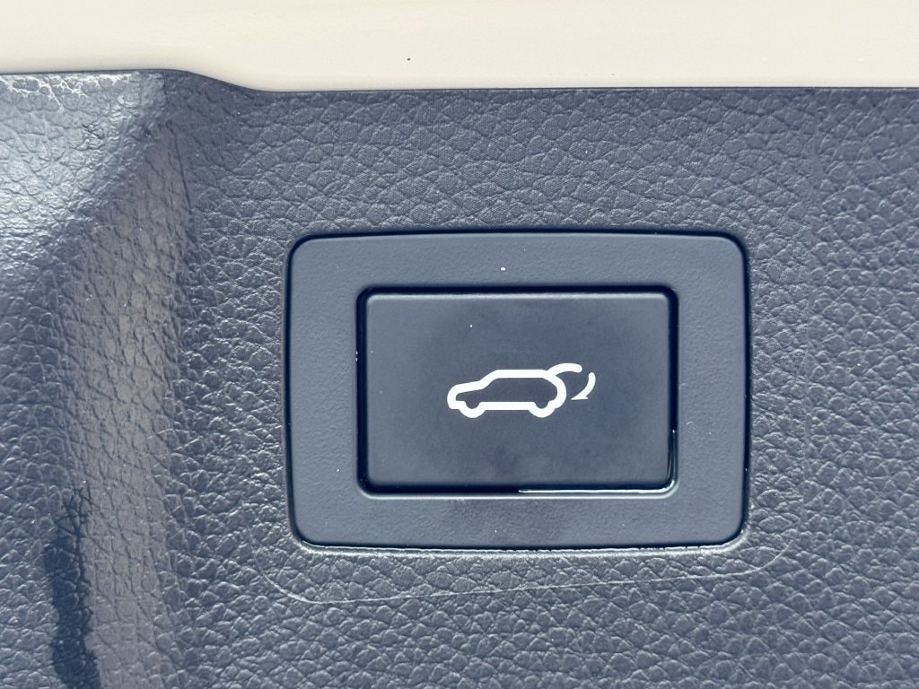 2018 Hyundai Santa Fe SE Ultimate - Photo 38