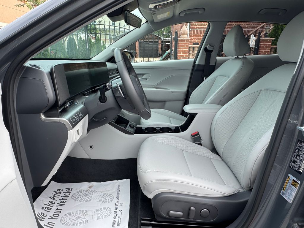 2026 Hyundai Kona SEL Premium - Photo 16