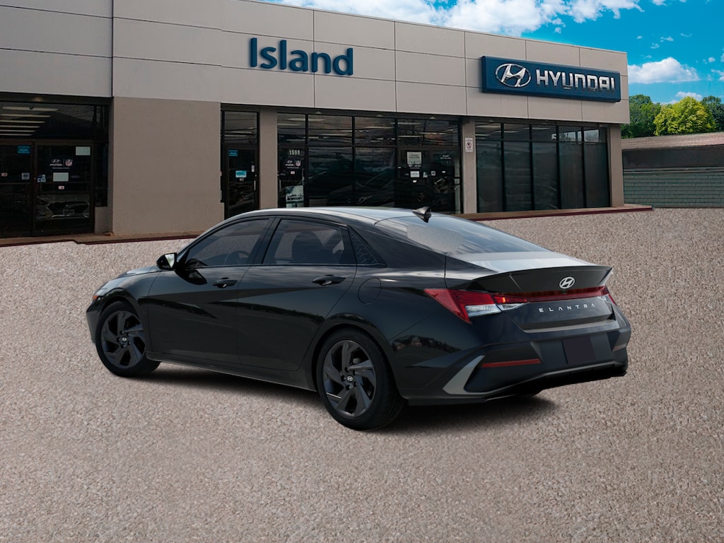 New 2026 Hyundai Elantra SEL Sport Plus Sedan