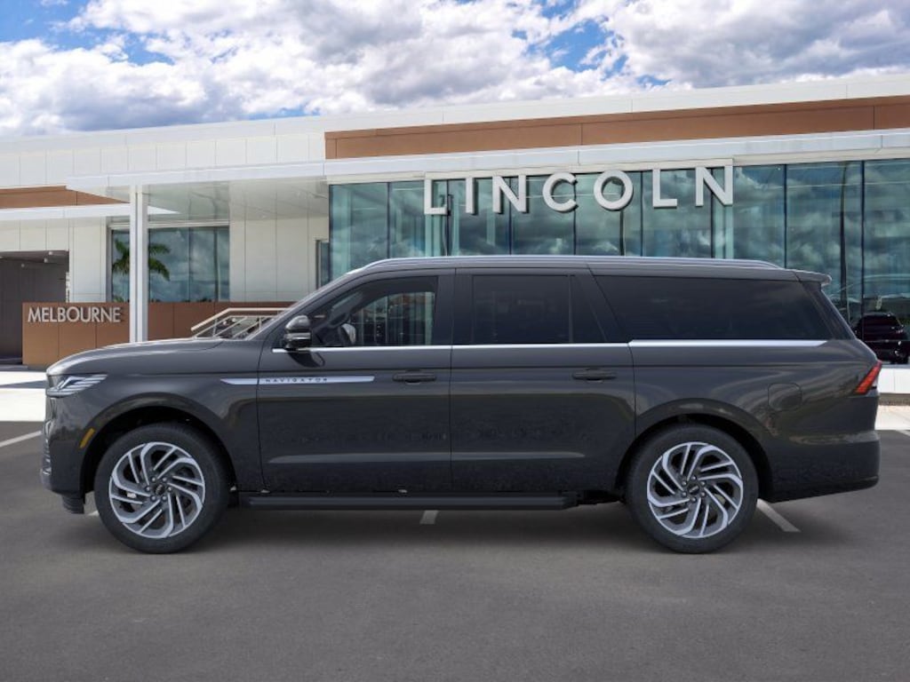 New 2026 Lincoln Navigator L Premiere SUV