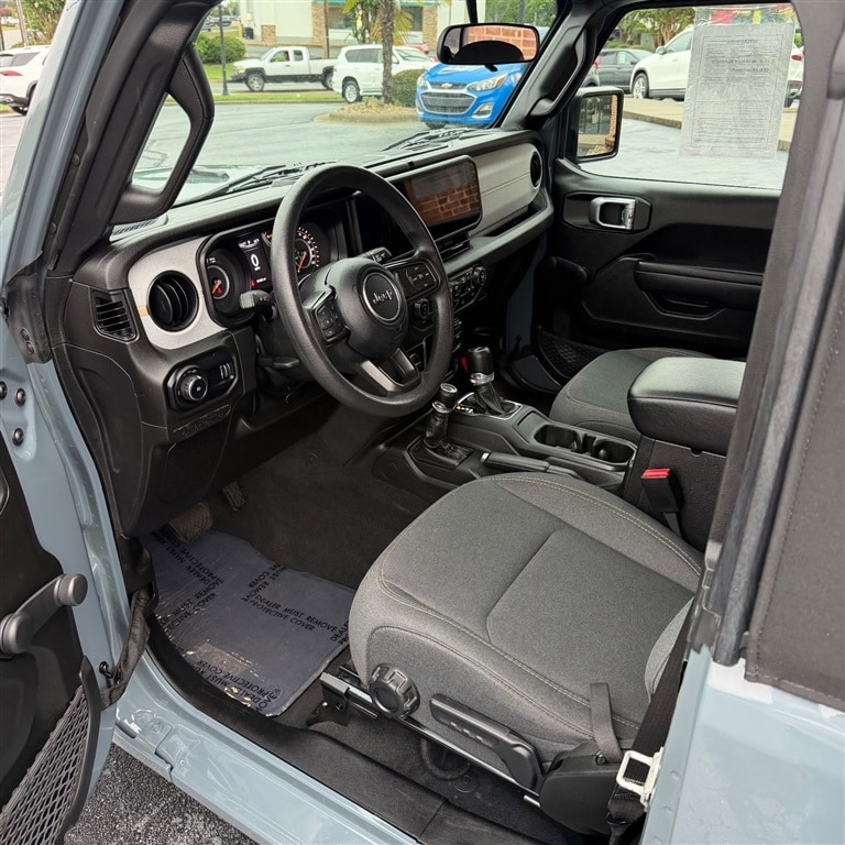 2024 Jeep Wrangler 2-Door Sport - Photo 9