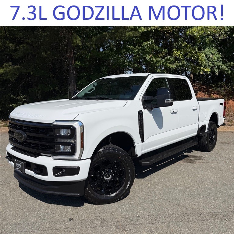 Used 2024 Ford F-250 SD Lariat Crew Cab 4WD CREW CAB PICKUP 4-DR