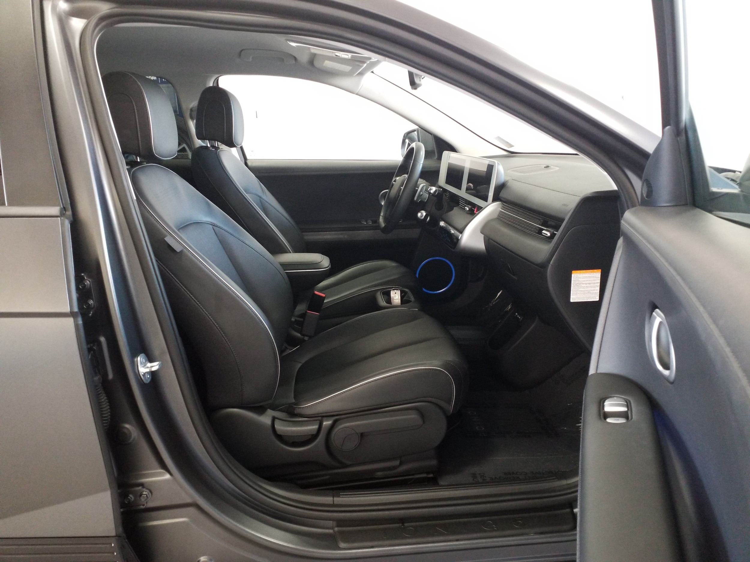 2023 Hyundai IONIQ 5 SEL - Photo 16