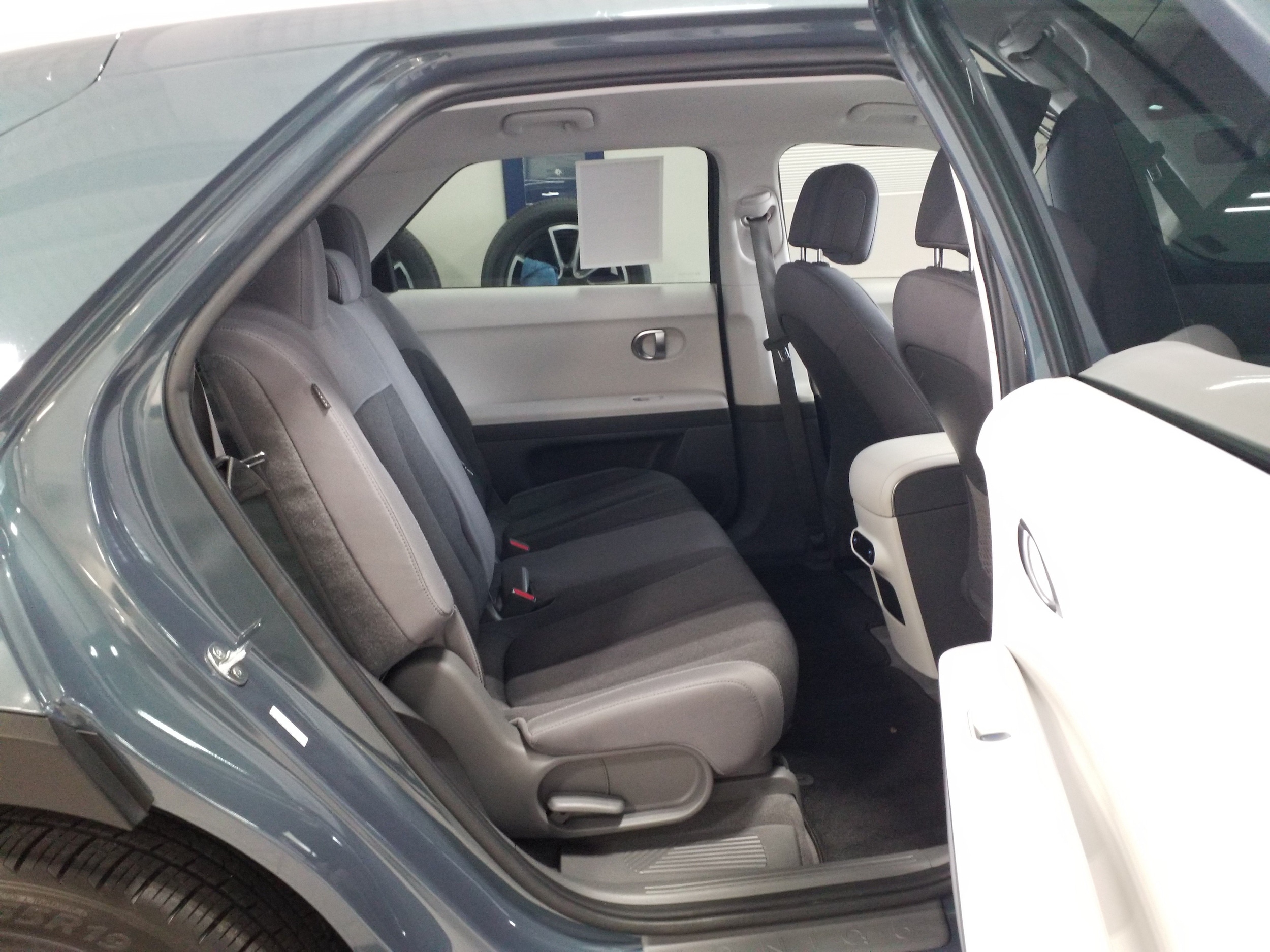 2024 Hyundai IONIQ 5 SEL - Photo 15