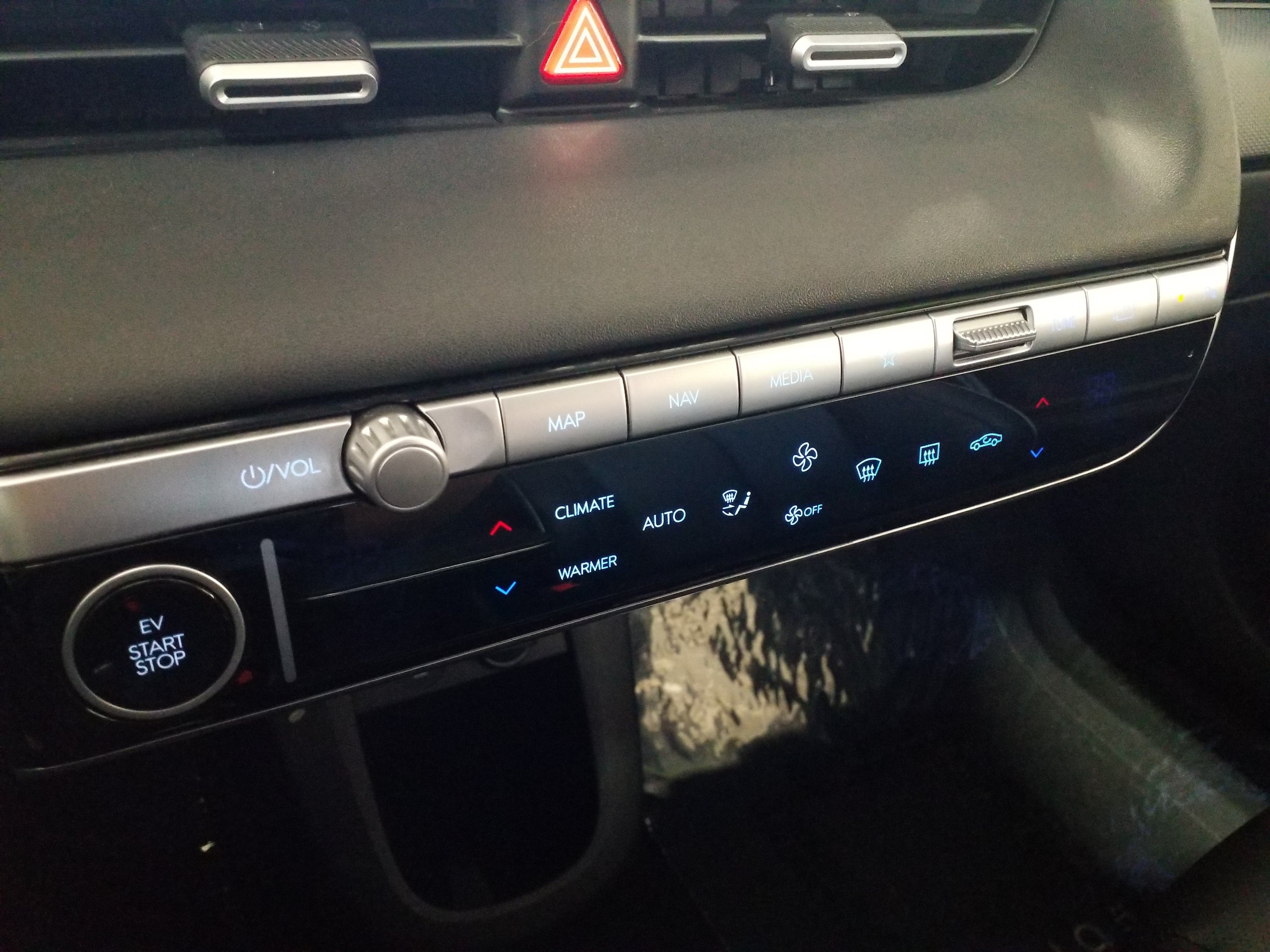 2023 Hyundai IONIQ 5 SEL - Photo 7