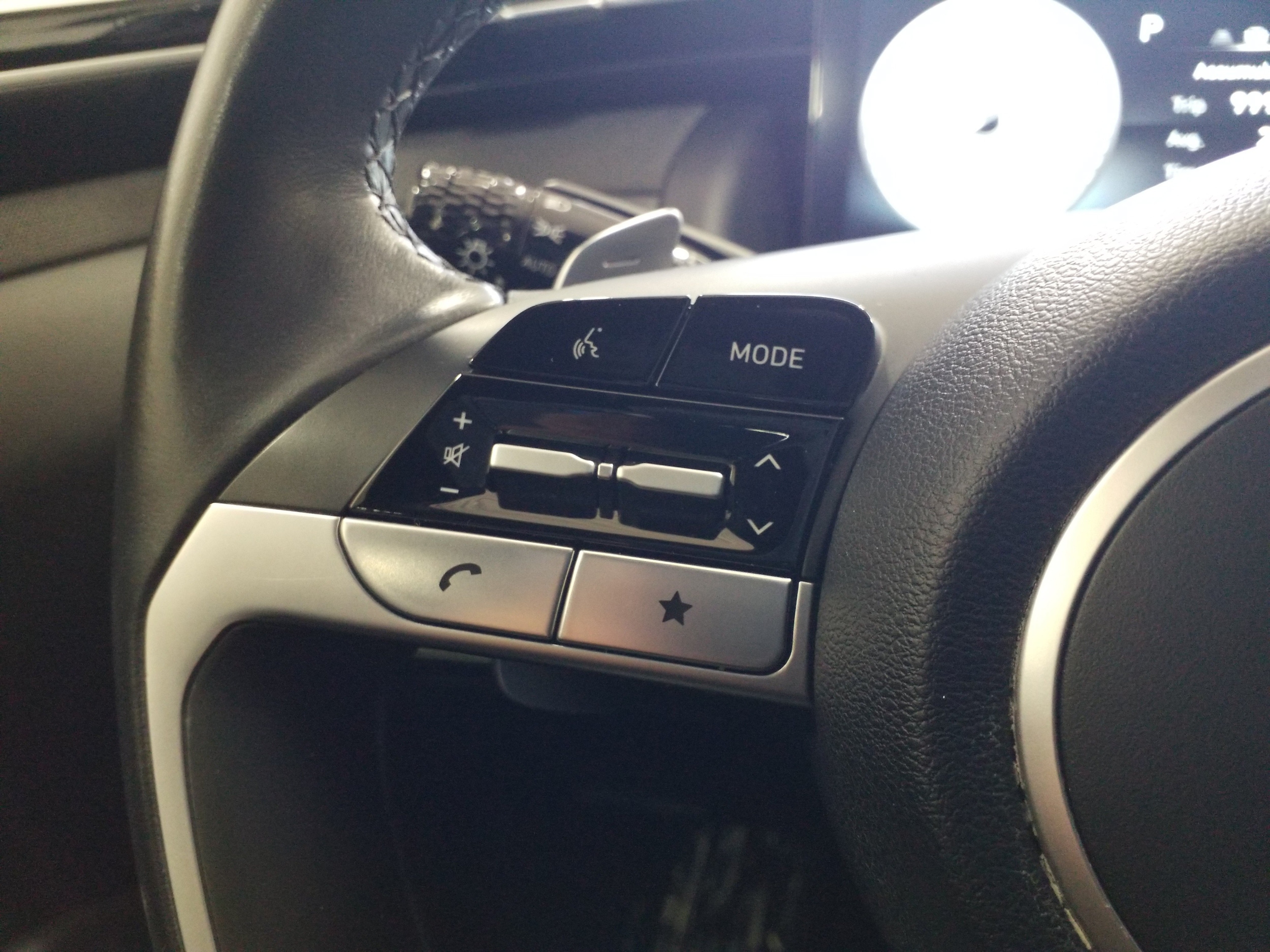 2022 Hyundai Santa Cruz Limited - Photo 4