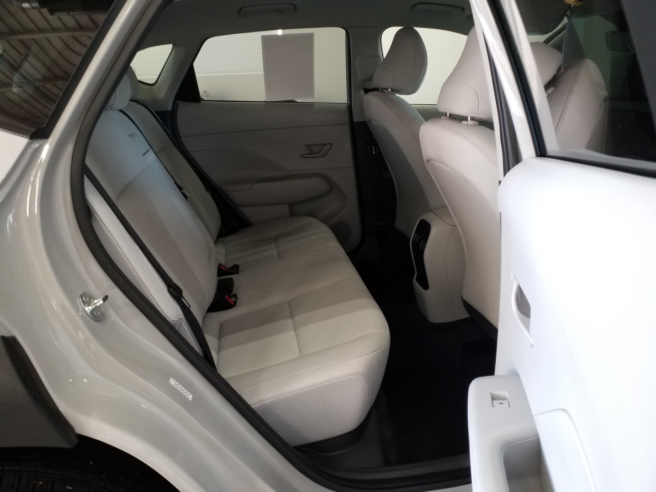 2024 Hyundai Kona SEL - Photo 15