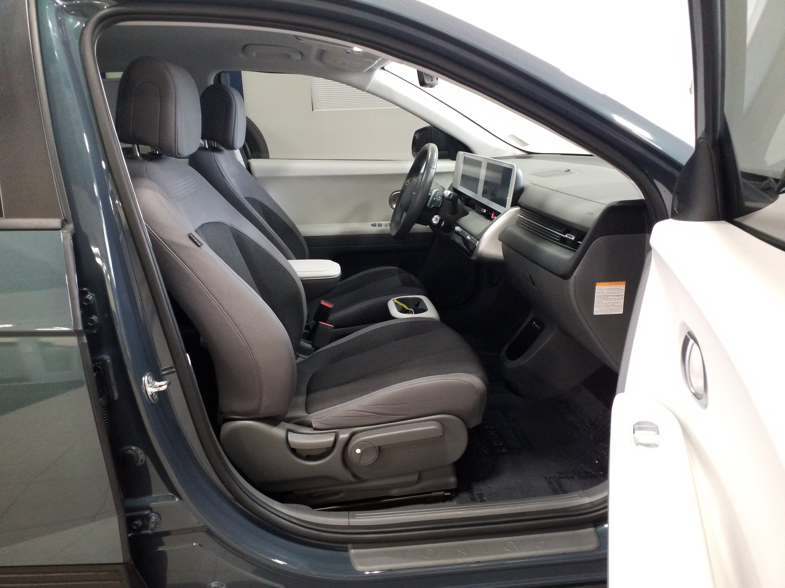 2024 Hyundai IONIQ 5 SEL - Photo 16