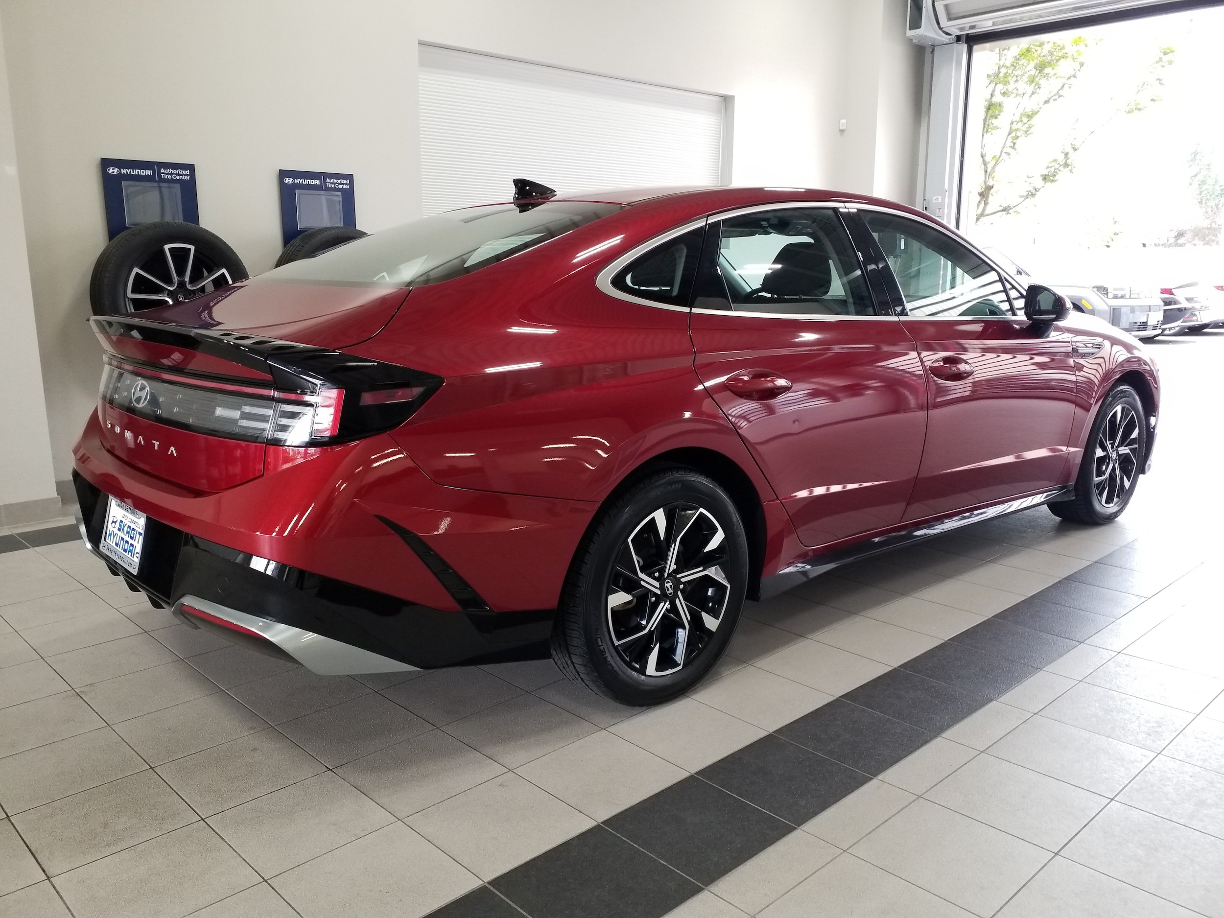 2025 Hyundai Sonata SEL - Photo 17