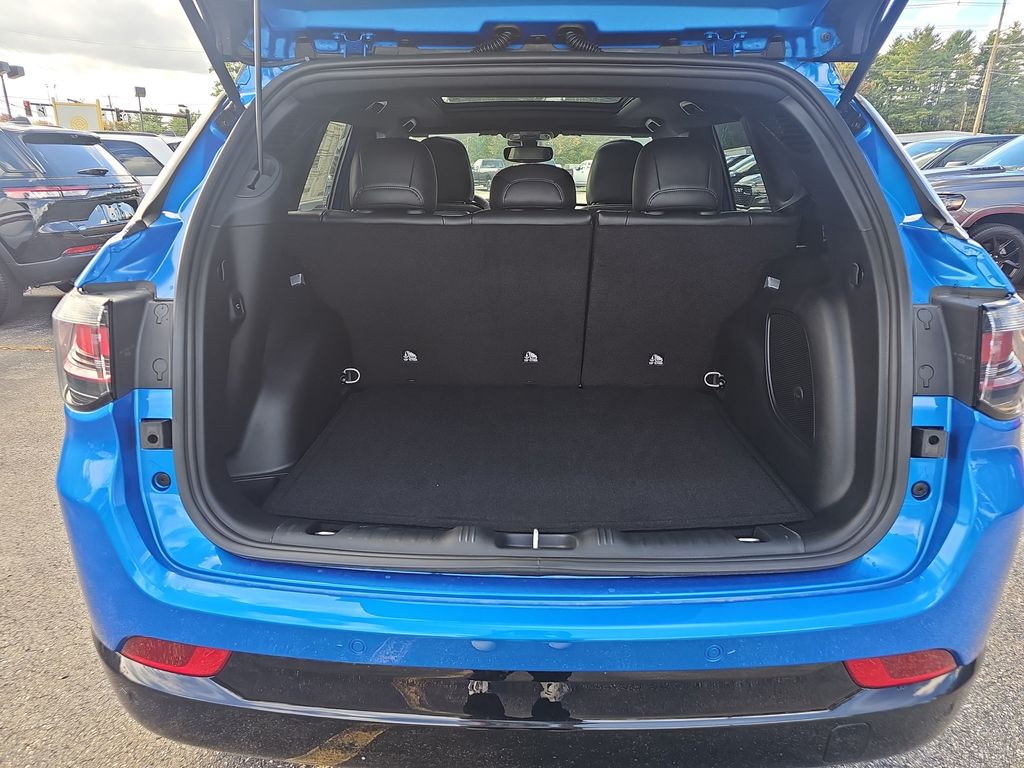 2025 Jeep Compass Limited - Photo 27