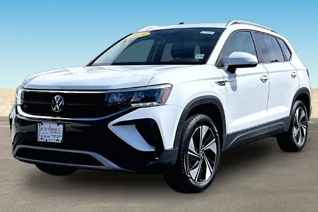 2024 Volkswagen Taos SE
