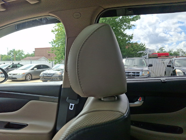 2023 Hyundai Santa Fe Limited HEV - Photo 17