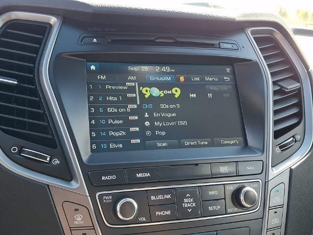 2017 Hyundai Santa Fe Limited Ultimate - Photo 19