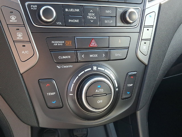 2017 Hyundai Santa Fe Limited Ultimate - Photo 17