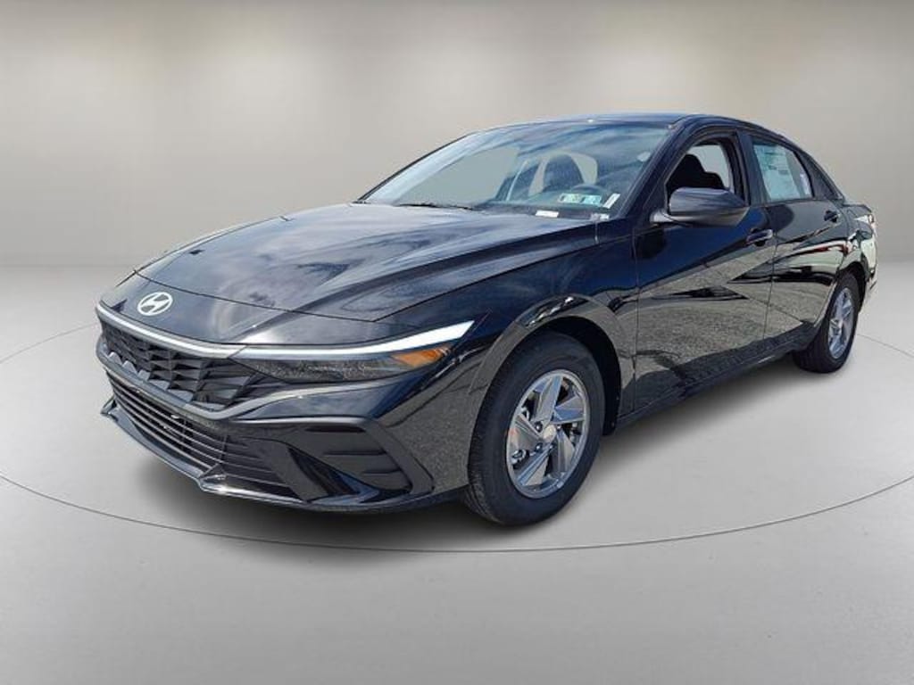 New 2026 Hyundai Elantra SE Sedan