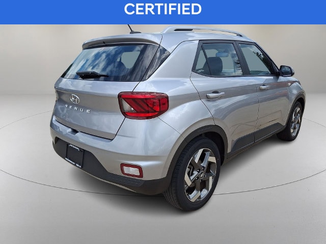 2023 Hyundai Venue SEL - Photo 11