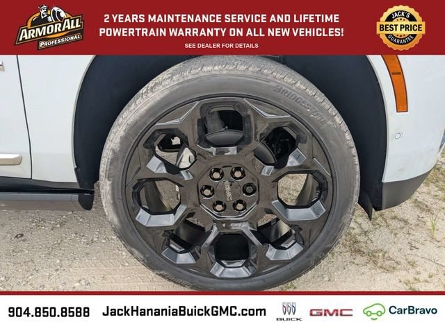 2026 GMC Yukon Denali - Photo 10