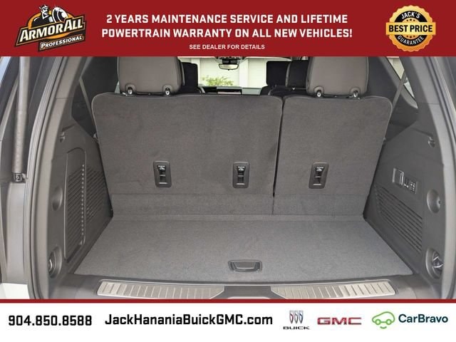 2026 GMC Yukon Denali - Photo 12