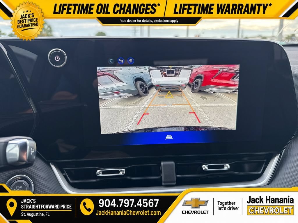 2027 Chevrolet Equinox LT - Photo 21