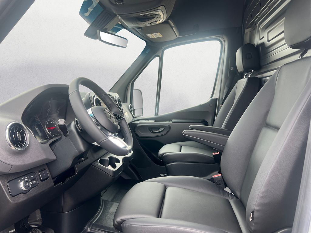 2026 Mercedes-Benz Sprinter Cargo Van Base - Photo 9