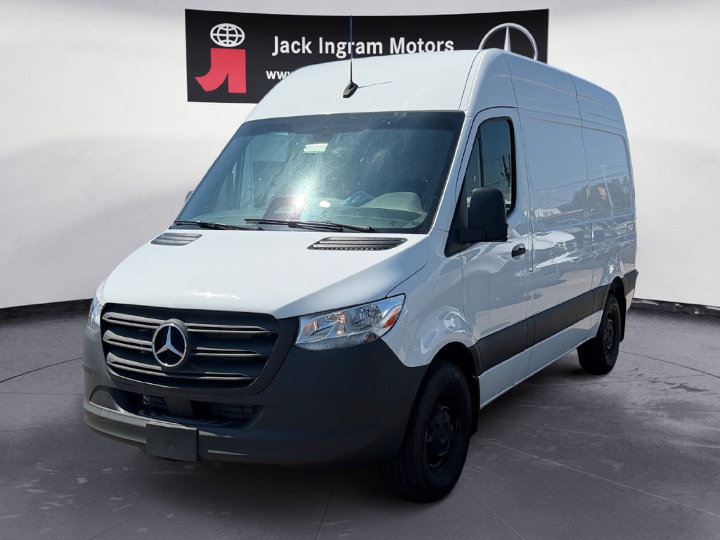2025 Mercedes-Benz Sprinter Cargo Van Base